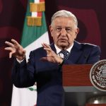 El presidente de México, Andrés Manuel López Obrador, participa este jueves, durante su conferencia de prensa matutina  en Palacio Nacional de la Ciudad de México (México). EFE/ José Méndez