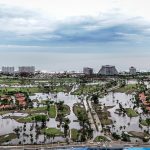 Fotografía tomada desde un drone, donde se observa la zona afectada por el paso del Huracán John, el 28 de septiembre de 2024 en el balneario de Acapulco en el estado de Guerrero (México). EFE/David Guzmán