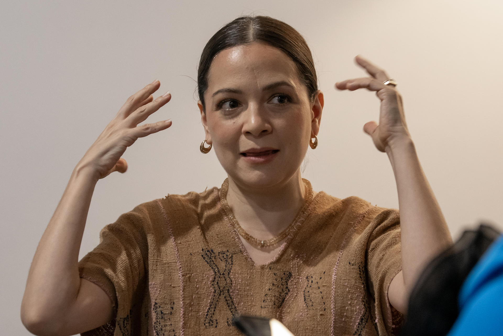 La cantante mexicana Natalia Lafourcade habla durante una entrevista con EFE, el 20 de septiembre de 2024, en la ciudad de Monterrey en Nuevo León (México). EFE/ Miguel Sierra
