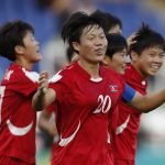 Un Yong Chae de Corea del Norte celebra su gol en un partido del grupo F de la Copa Mundial Femenina sub-20. EFE/ Ernesto Guzmán Jr.