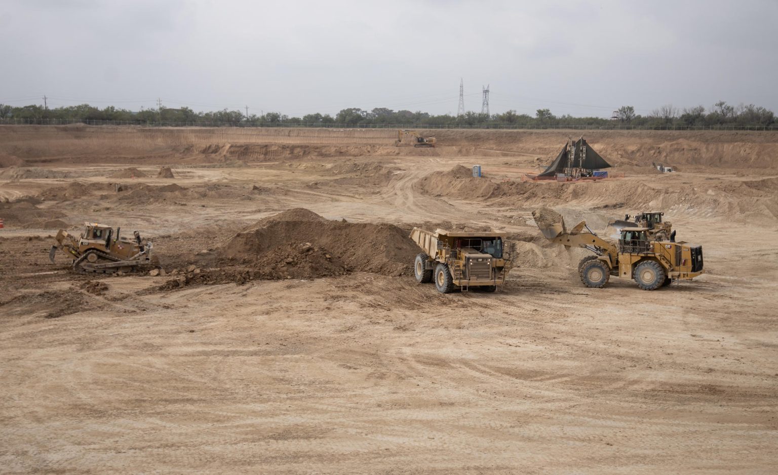 Fotografía de archivo que muestra una vista general de los trabajos en la zona de la Mina el pinabete en el municipio de Sabinas, estado de Coahuila.(México). EFE/ Miguel Sierra