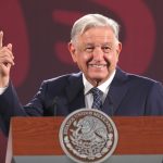 El presidente de México, Andrés Manuel López Obrador, habla este jueves durante una rueda de prensa matutina en Palacio Nacional de la Ciudad de México (México). EFE/Mario Guzmán