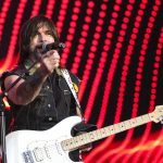 Fotografía de archivo del 05 de julio de 2024 del cantante colombiano Juanes durante un concierto en Las Palmas de Gran Canaria (España). EFE/Ángel Medina G.