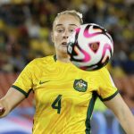 Lara Jane Gooch de Australia controla un balón en un partido del grupo A de la Copa Mundial Femenina sub-20. EFE/ Mauricio Dueñas Castañeda