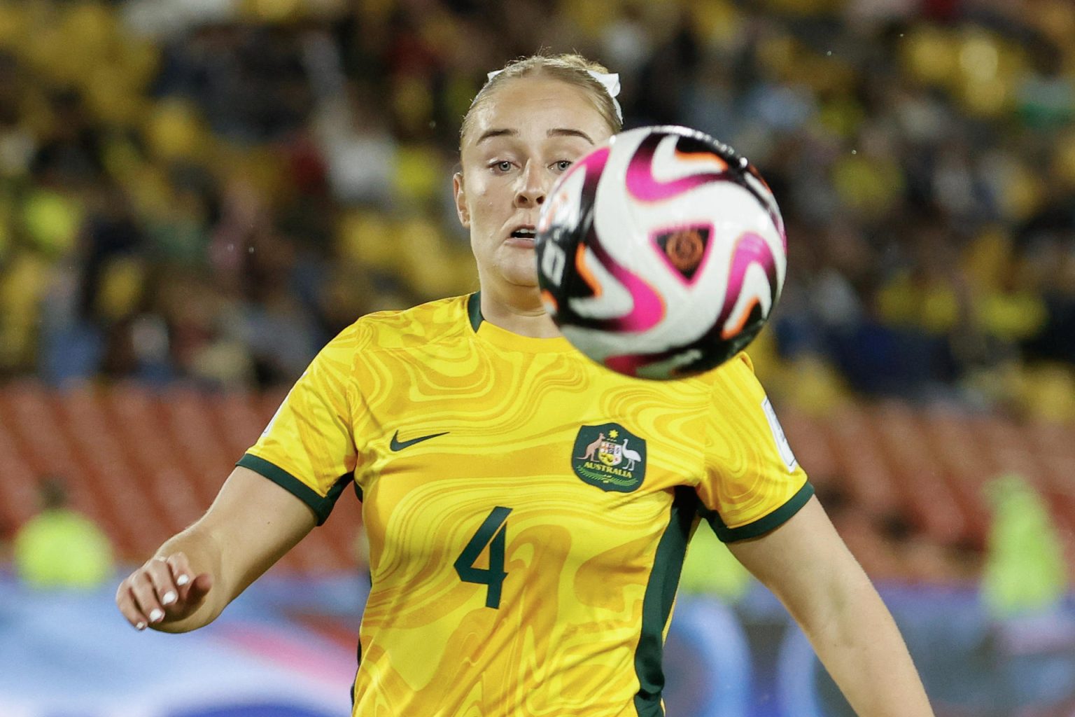 Lara Jane Gooch de Australia controla un balón en un partido del grupo A de la Copa Mundial Femenina sub-20. EFE/ Mauricio Dueñas Castañeda