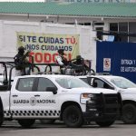 Imagen de archivo de integrantes de la Guardia Nacional que resguardan las instalaciones de una planta de gas el 4 de agosto de 2021 en la ciudad de Pachuca, en Hidalgo (México). EFE/David Martínez Pelcastre Archivo