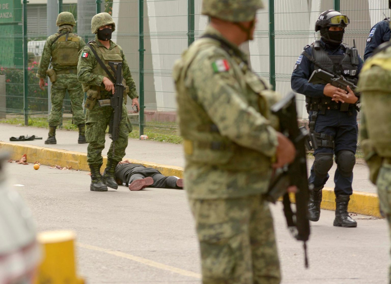 Imagen de archivo de elementos de la Guardia Nacional que montan un operativo en la Ciudad de Culiacán en el Estado de Sinaloa (México). EFE/STR