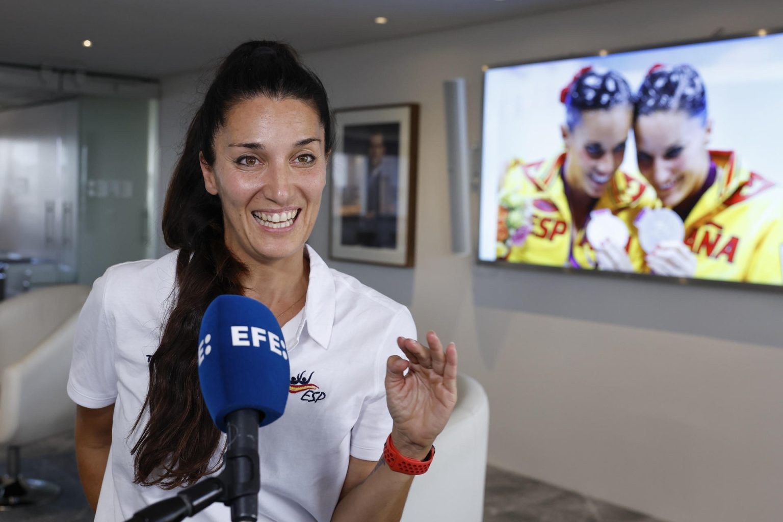 Andrea Fuentes, durante su presentación como nueva seleccionadora de Natación Artística, este lunes en la sede de la Agencia EFE en Madrid. EFE/Chema Moya