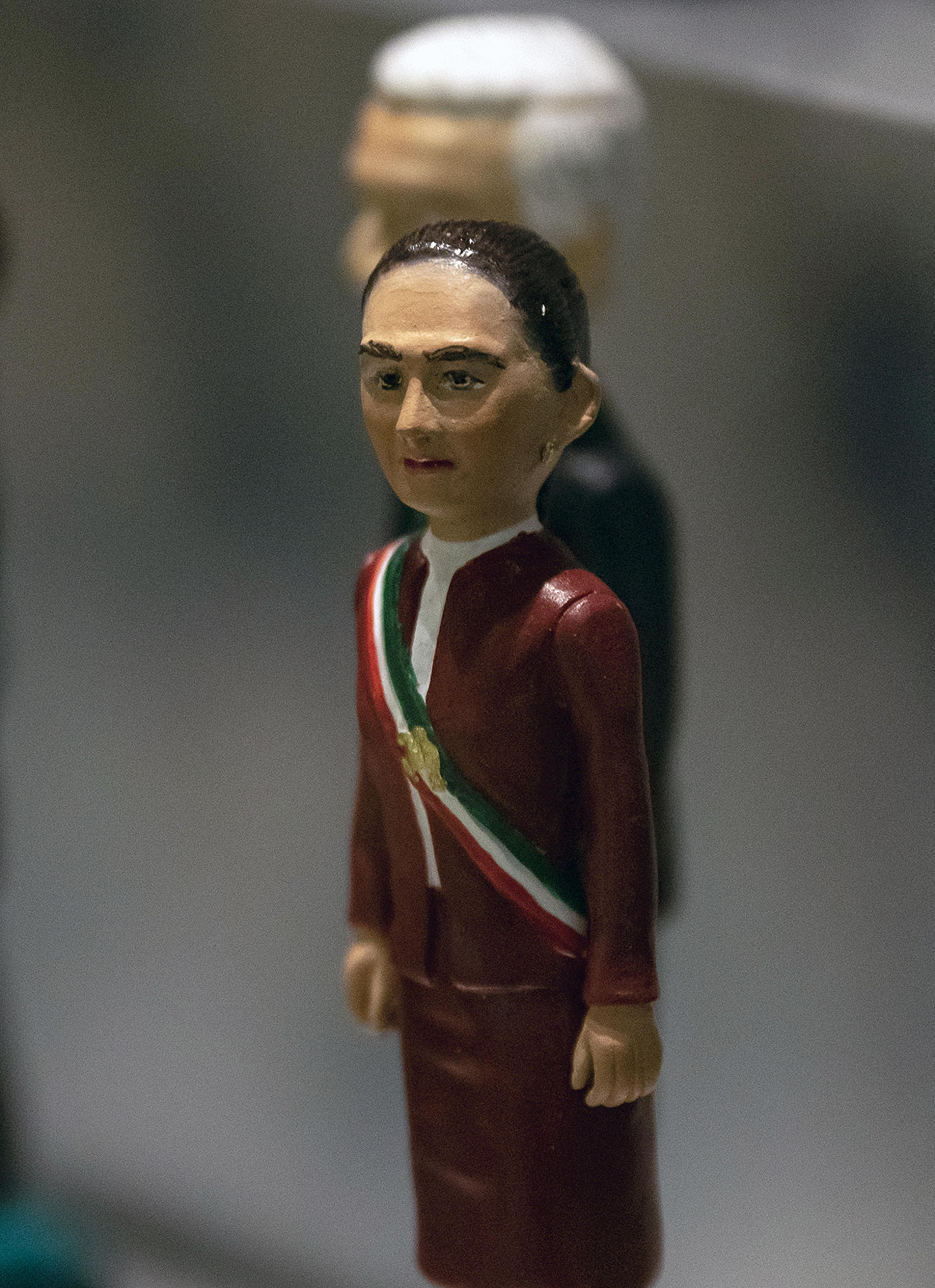 Figura en miniatura de la presidenta de México Claudia Sheinbaum, que se expone este lunes en la instalaciones del Museo de Historia Mexicana en la ciudad de Monterrey (México). EFE/Miguel Sierra.
