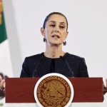 La presidenta de México, Claudia Sheinbaum, participa este miércoles durante su conferencia de prensa matutina en Palacio Nacional, en la Ciudad de México (México). EFE/ José Méndez