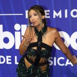 La cantante estadounidense de origen colombiano Valentina Mami posa en la alfombra azul de los premios Billboard de la Música Latina, este jueves en el Jackie Gleason Theatre, en Miami Beach (Estados Unidos). EFE/ Marlon Pacheco