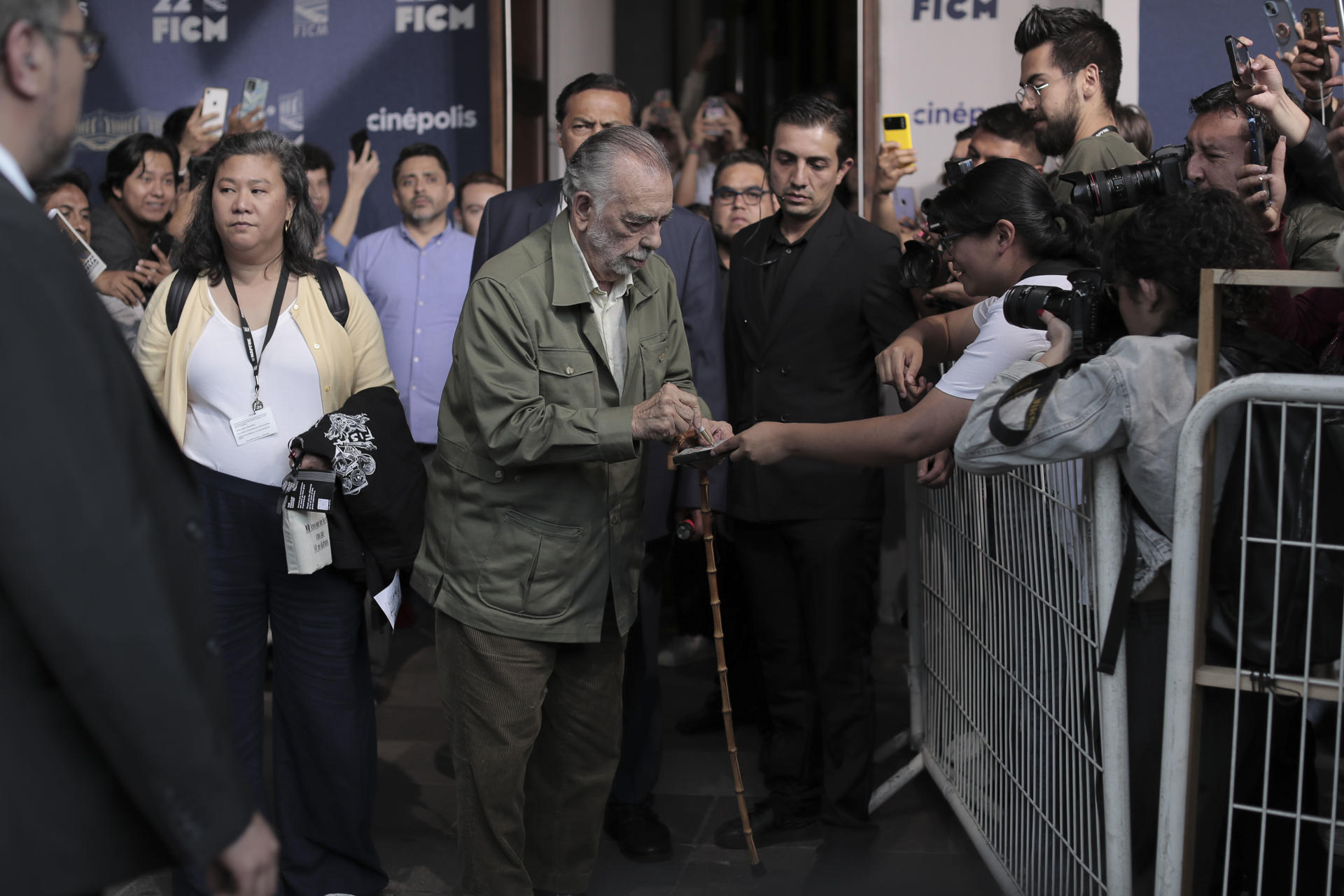 El director estadounidense Francis Ford Coppola, es visto el 21 de octubre de 2024, en el marco de la edición 22 del Festival Internacional de Cine de Morelia (FICM), celebrado en el estado de Michoacán (México). EFE/Iván Villanueva
