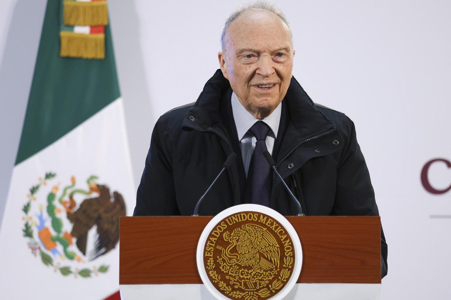 Fotografía cedida por la Presidencia de México del titular de la Fiscalía General de la República (FGR), Alejandro Gertz Manero, durante su intervención en una rueda de prensa en el Palacio Nacional, este martes en la Ciudad de México (México). EFE/ Presidencia de México/SOLO USO EDITORIAL/SOLO DISPONIBLE PARA ILUSTRAR LA NOTICIA QUE ACOMPAÑA(CRÉDITO OBLIGATORIO)