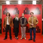 Fotografía de archivo del 23 de octubre de 2023 donde aparece el cantante C Tangana (2d) posando junto a los directores del documental 'Esta ambición desmedida' Santos Bacana (d), Cristina Trenas (2i) y Rogelio González (i), durante la presentación del film en Madrid, España. EFE/Mariscal