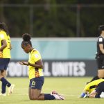 Las jugadoras de la selección sub-17 de Ecuador celebran este martes su clasificación a los cuartos de final del Mundial, instancia en la que se medirán este domingo con la de España.EFE/ Diana Sánchez