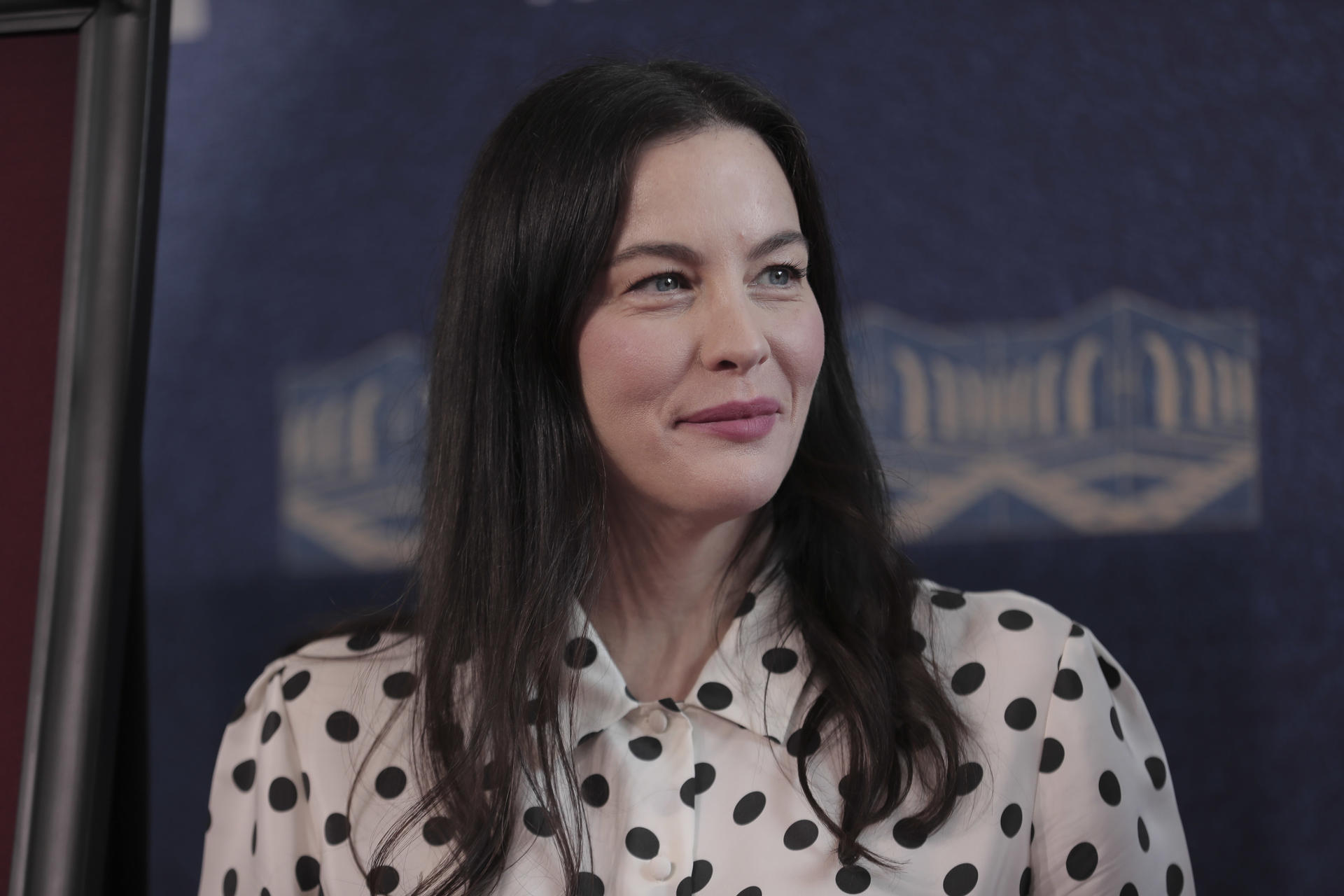 La actriz Liv Tyler, participa durante la revelación de la placa de ganadores de la edición pasada del Festival Internacional de Cine de Morelia, este sábado, en el estado de Michoacán (México). EFE/ Ivan Villanueva
