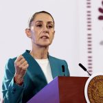 La presidenta de México, Claudia Sheinbaum, habla durante su conferencia de prensa matutina este lunes, en Palacio Nacional de la Ciudad de México (México). EFE/ José Méndez