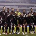 Jugadores de la Selección Nacional de México posan previo a un juego amistoso celebrado en el estadio Cuauhtémoc de la ciudad de Puebla (México). EFE/Hilda Ríos