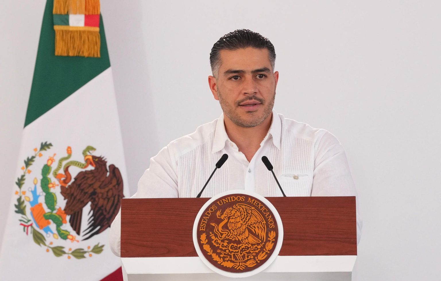 Fotografía cedida por la presidencia de México, del secretario de Seguridad y Protección Ciudadana de México, Omar García Harfuch, durante su participación en una rueda de prensa de la presidenta de México Claudia Sheinabum, este viernes, en el municipio de Cano San Lucas, en Baja California Sur (México). EFE/ Presidencia de México/SOLO USO EDITORIAL/SOLO DISPONIBLE PARA ILUSTRAR LA NOTICI QUE ACOMPAÑA(CRÉDITO OBLIGATORIO)