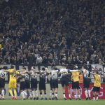 Jugadores de Corinthians celebran frente a los hinchas al final del partido de vuelta de cuartos de final de la Copa Sudamericana, en una imagen de archivo. EFE/ Sebastiao Moreira