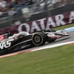 El piloto danés del equipo Haas Kevin Magnussen, participa este sábado en la tercera sesión de prácticas del Gran Premio de Fórmula 1 en el Autódromo Hermanos Rodriguez de la Ciudad de México (México). EFE/José Méndez