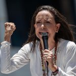 Fotografía de archivo del 28 de agosto de 2024 de la líder opositora venezolana María Corina Machado durante una manifestación en Caracas (Venezuela). EFE/ Ronald Peña