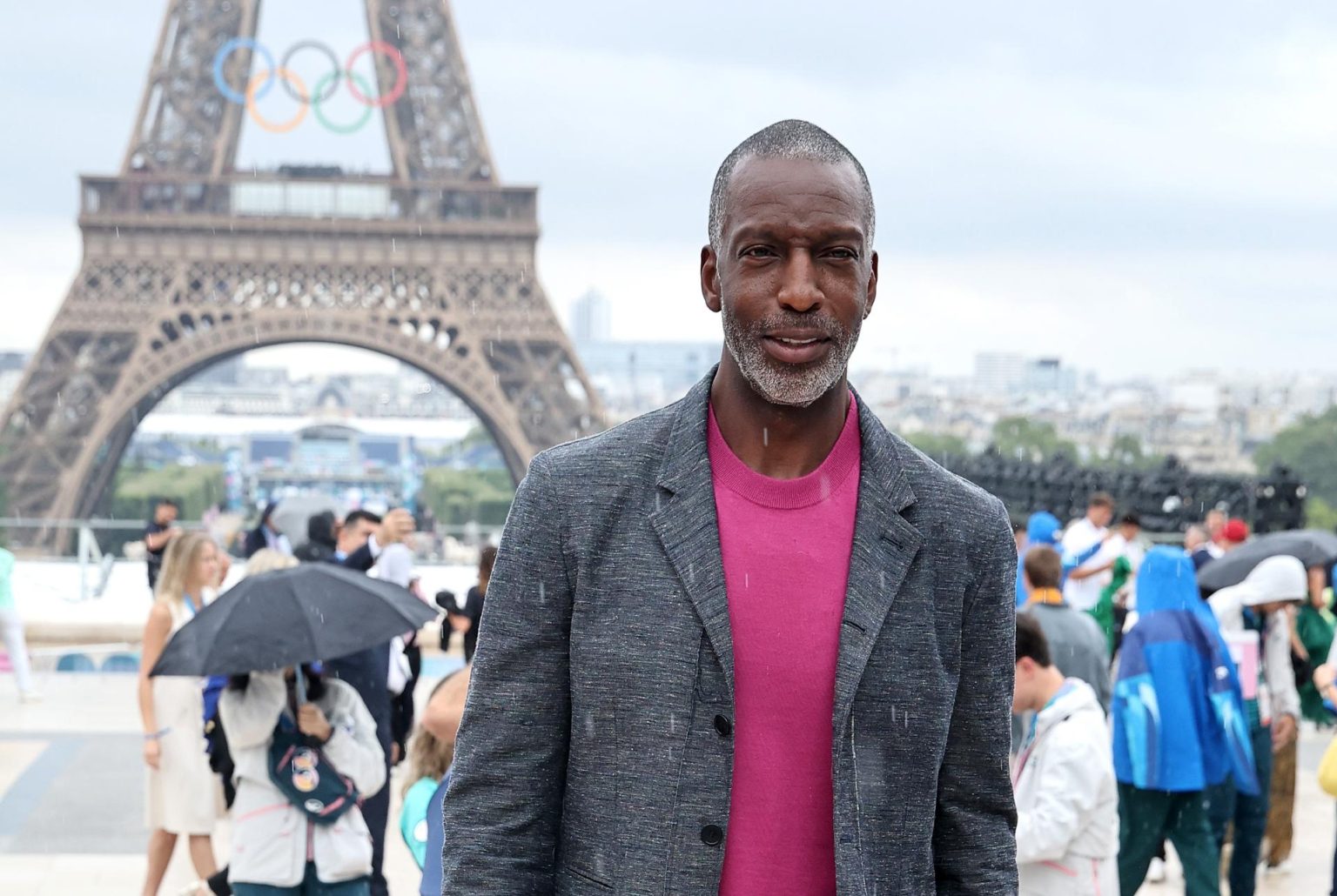 El exvelocista estadounidense Michael Johnson durante los Juegos de París 2024. EFE/EPA/CHRISTOPHE PETIT TESSON / POOL