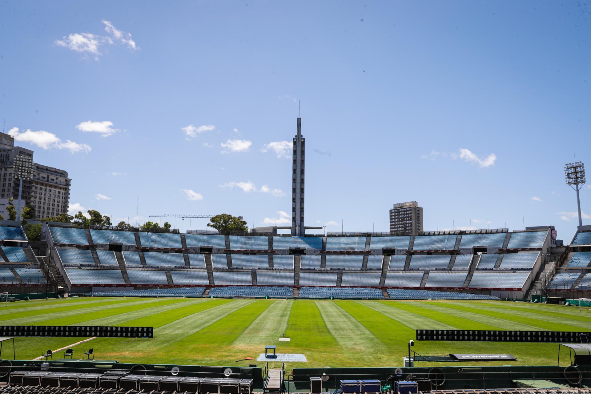 Vista de la tribuna Olímpica del estadio Centenario de Montevideo. EFE/Federico Anfitti
