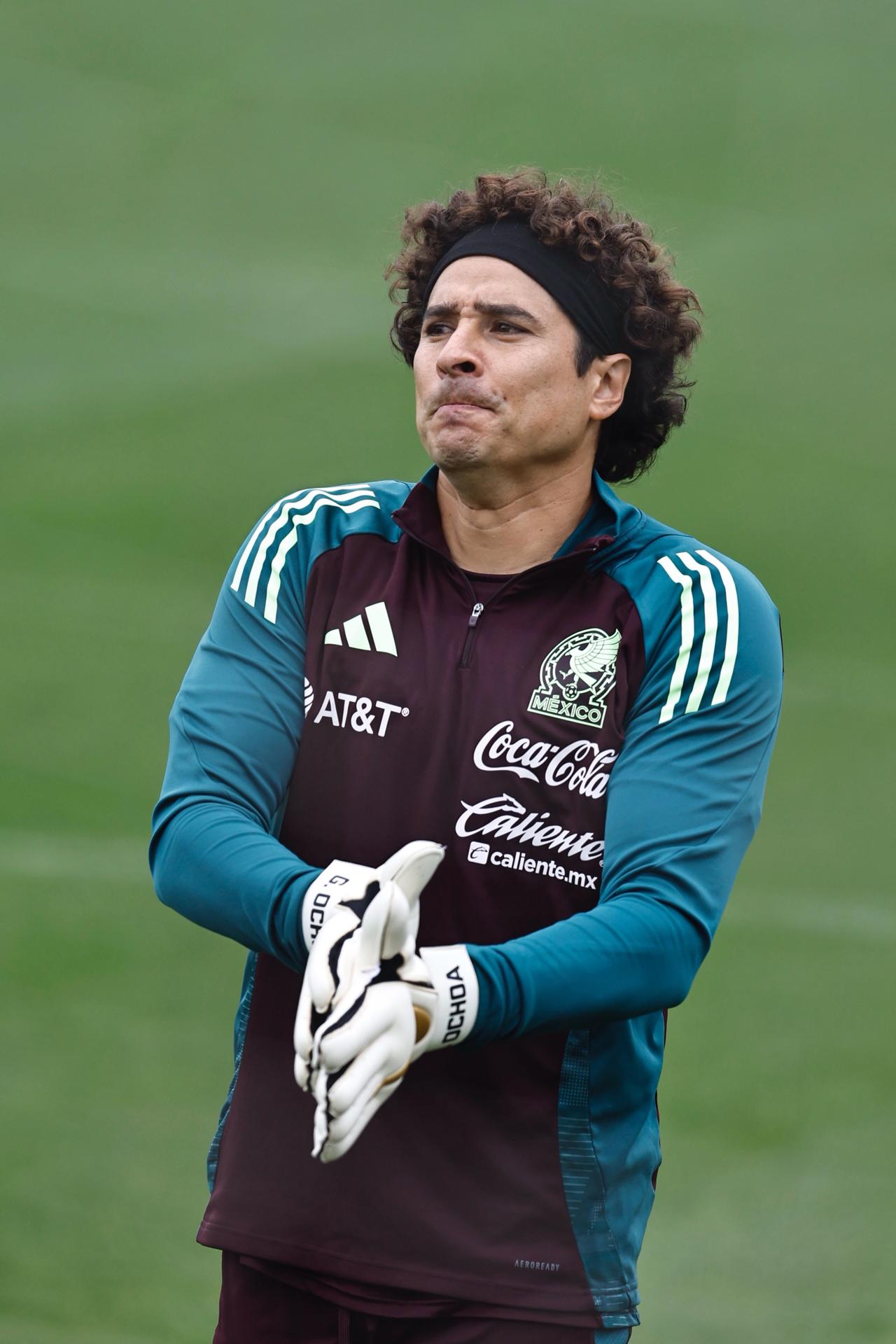 Imagen de Archivo del meta mexicano Guillermo Ochoa. del portugués AVS, con la selección mexicana de fútbol. EFE/Sáshenka Gutiérrez
