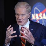 El administrador de la NASA, Bill Nelson, habla durante una rueda de prensa. Fotografía de archivo. EFE/ Lenin Nolly