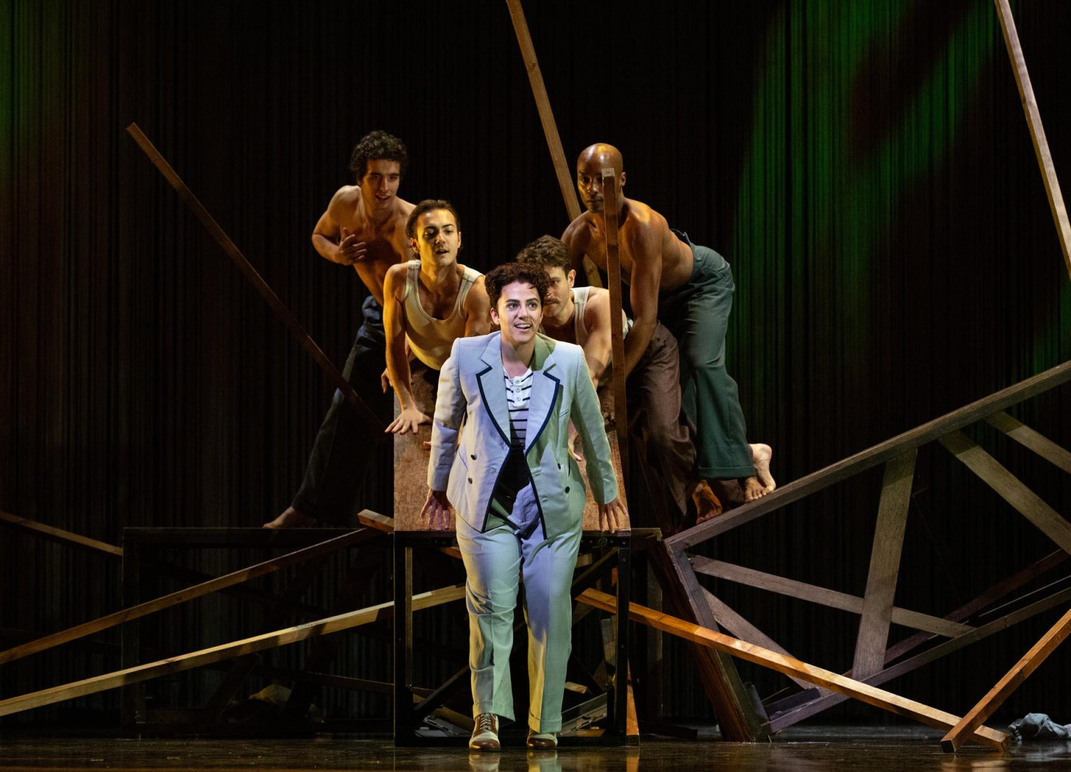 Fotografía cedida por la Metropolitan Opera de Manhattan donde aparece Daniela Mack como Federico García Lorca, durante un momento de la obra 'Ainadamar'. EFE/Marty Sohl/Met Opera /SOLO USO EDITORIAL /NO VENTAS /SOLO DISPONIBLE PARA ILUSTRAR LA NOTICIA QUE ACOMPAÑA /CRÉDITO OBLIGATORIO