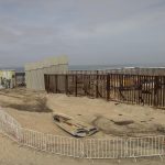 Imagen de archivo de los trabajos del muro fronterizo en las playas de Tijuana, Baja California (México). EFE/Joebeth Terríquez