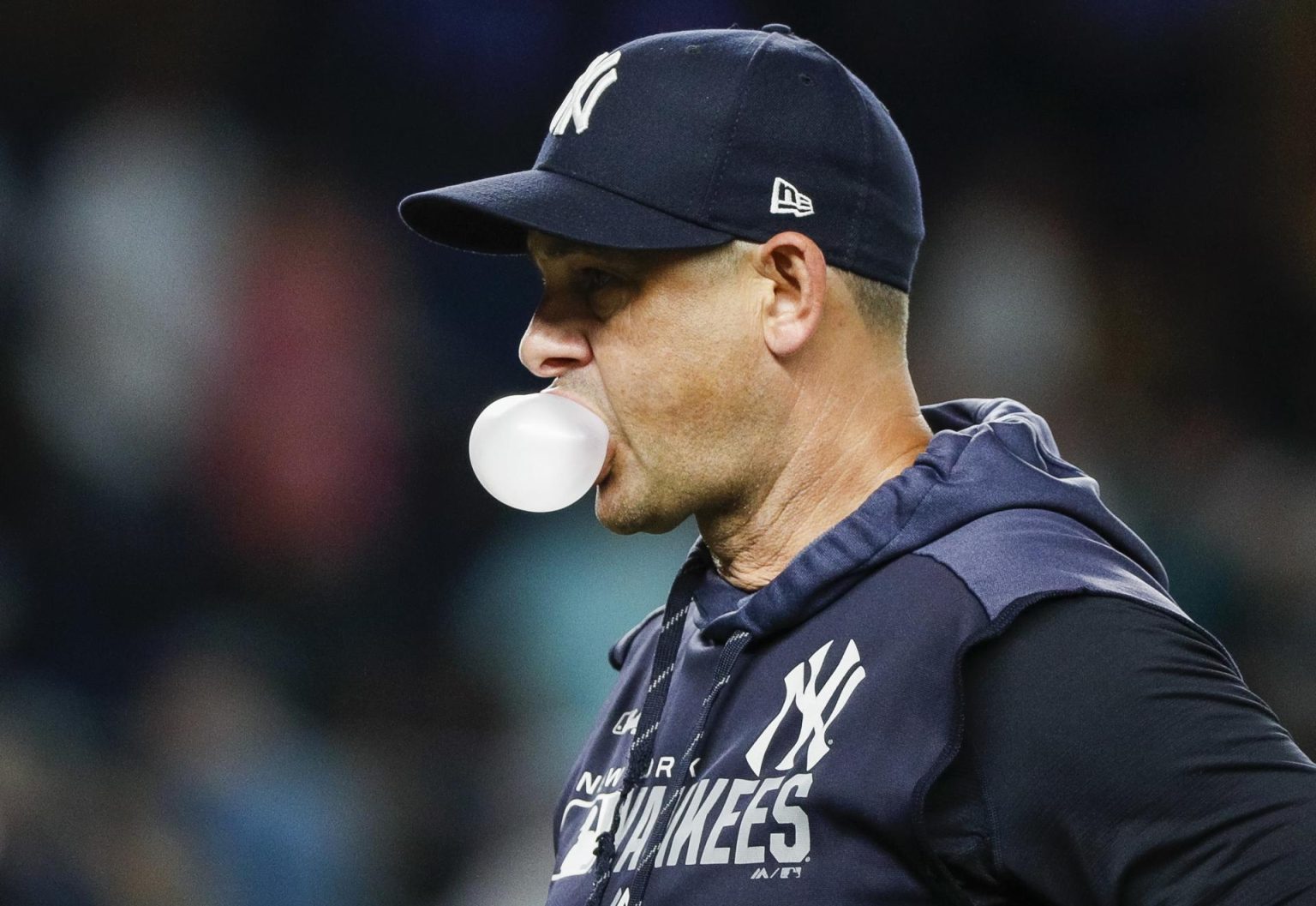 Fotografía de archivo del mánager de los Yanquis de Nueva York, Aaron Boone, quien dirigirá a la novena en 2025 por octava temporada. EFE/EPA/JUSTIN LANE