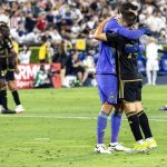 Fotografía de archivo del 4 de julio de 2024 de los jugadores de Los Ángeles FC en un partido de la MLS. El conjunto angelino se ha clasificado a la semifinal dell Oeste de la Major League Soccer.EFE/ Armando Arorizo