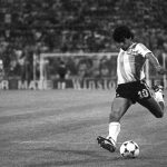 El centrocampista argentino Diego Armando Maradona, en una imagen de archivo de 1982. EFE/ma