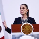 La presidenta de México Claudia Sheinbaum, habla este martes durante una rueda de prensa en Palacio Nacional de la Ciudad de México (México). EFE/Sáshenka Gutiérrez