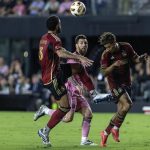 Lionel Messi recibió este sábado una marca escalonada de Atlanta United durante el partido que perdió el Inter Miami en el Chase Stadium de Fort Lauderdale (Florida). EFE/EPA/CRISTOBAL HERRERA-ULASHKEVICH