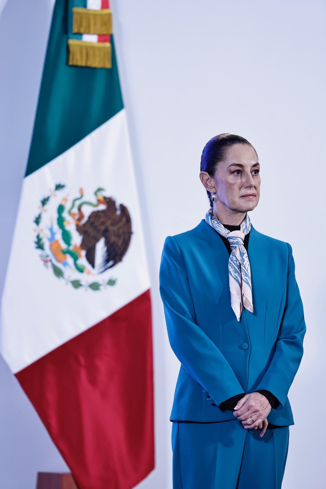 La presidenta de México Claudia Sheinbaum, participa este miércoles durante una rueda de prensa matutina en Ciudad de México (México). EFE/Sáshenka Gutiérrez
