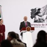 El  director general de Petróleos Mexicanos (Pemex), Víctor Rodríguez Padilla, habla durante en la conferencia de prensa matutina de la presidenta de México Claudia Sheinbaum, este miércoles en Palacio Nacional de la Ciudad de México (México). EFE/José Méndez