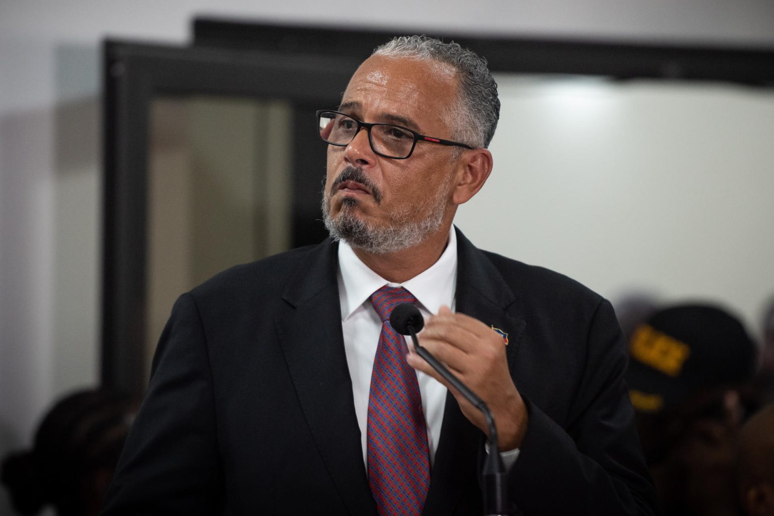 El empresario Alix Didier Fils-Aimé participa en un acto de posesión como nuevo primer ministro de Haití, en Puerto Príncipe (Haití). EFE/ Johnson Sabin