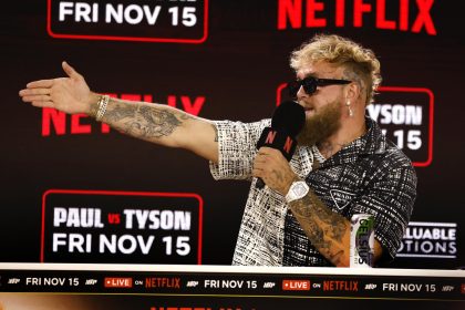 Fotografía de archivo de Jake Paul en la presentación de la pelea de exhibición ante Mike Tyson el 18 de agosto en Nueva York. EFE/EPA/Peter Foley