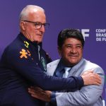 Fotografía de archivo del presidente de la Confederación Brasileña de Fútbol (CBF), Enaldo Rodrigues (i), junto al actual seleccionador de la Canarinha, Dorival Junior.EFE/ Antonio Lacerda