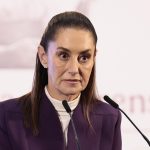 La presidenta de México, Claudia Sheinbaum, participa durante su conferencia de prensa matutina este lunes, en Palacio Nacional de Ciudad de México (México). EFE/José Méndez