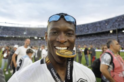 Luiz Henrique de Botafogo celebra al ganar la Copa Libertadores. EFE/ Juan Ignacio Roncoroni