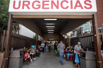 Fotografía de archivo de una entrada en la sala de urgencias del Hospital de zona Numero 21 del Instituto Mexicano del Seguro Social (IMSS). EFE/Miguel Sierra