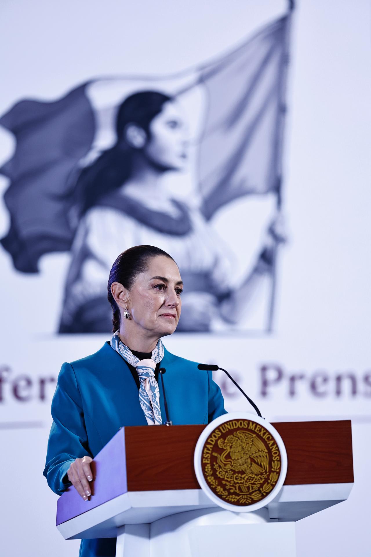 La presidenta de México Claudia Sheinbaum, participa este miércoles durante una rueda de prensa matutina en Ciudad de México (México). EFE/Sáshenka Gutiérrez