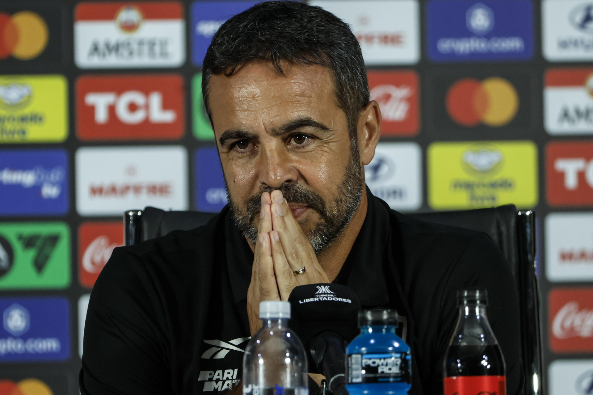 El portugués Artur Jorge durante la rueda de prensa en el estadio Más Monumental en Buenos Aires (Argentina). EFE/ Antonio Lacerda
