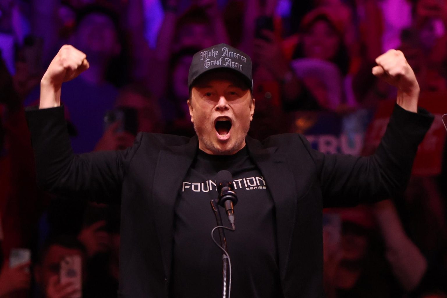 Fotografía de archivo del 5 de noviembre de 2024 del empresario Elon Musk durante un acto en el Madison Square Garden, en Nueva York (Estados Unidos). EFE/ Sarah Yenesel