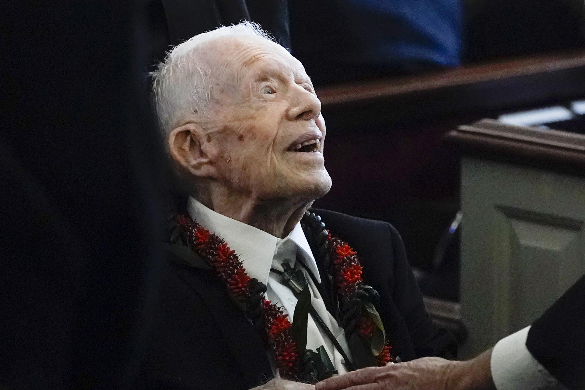 Fotografía de archivo del 29 de noviembre de 2023 del expresidente Jimmy Carter durante el funeral de su esposa, la ex primera dama estadounidense Rosalynn Carter, en Georgia (Estados Unidos). EFE/ Alex Brandon / Pool /SOLO USO EDITORIAL/NO VENTAS/SOLO DISPONIBLE PARA ILUSTRAR LA NOTICIA QUE ACOMPAÑA (CRÉDITO OBLIGATORIO)
