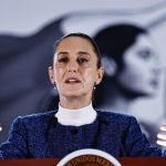 La presidenta de México, Claudia Sheinbaum, habla en una rueda de prensa este viernes, en Palacio Nacional de la Ciudad de México (México). EFE/Sásehanka Gutiérrez